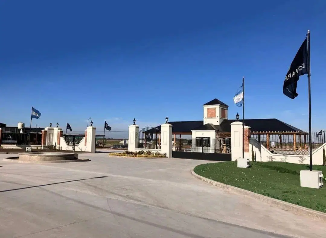 Lote a La Laguna Club de Campo Don Armando 3