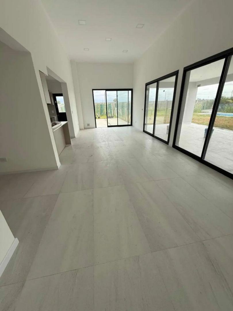 Foto de Venta Casa Barrio Privado Lagos de Canning, imagen 4