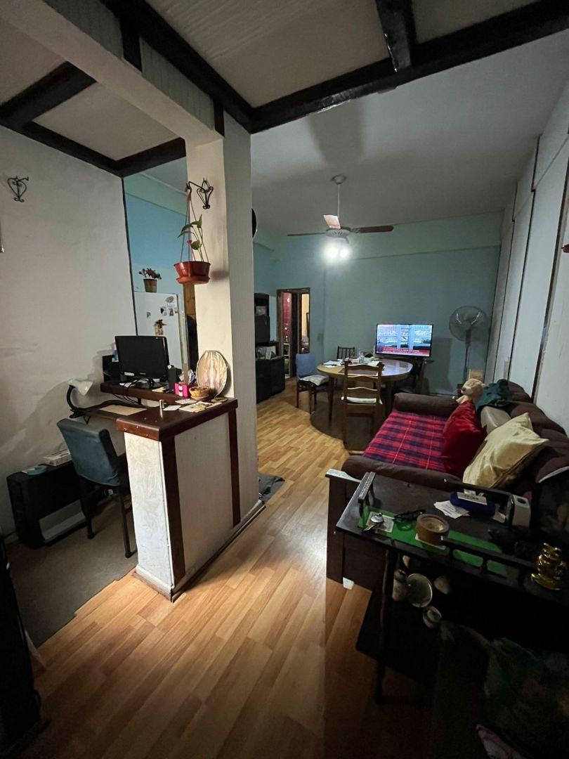 Foto de Venta Departamento con Balcón en Almagro, imagen 1