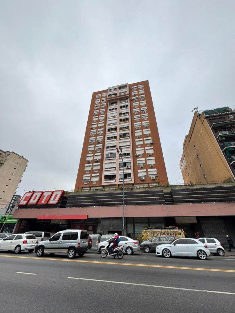 Foto de Venta Departamento 3 Ambientes con Balcón y Cochera en Flores, imagen 4