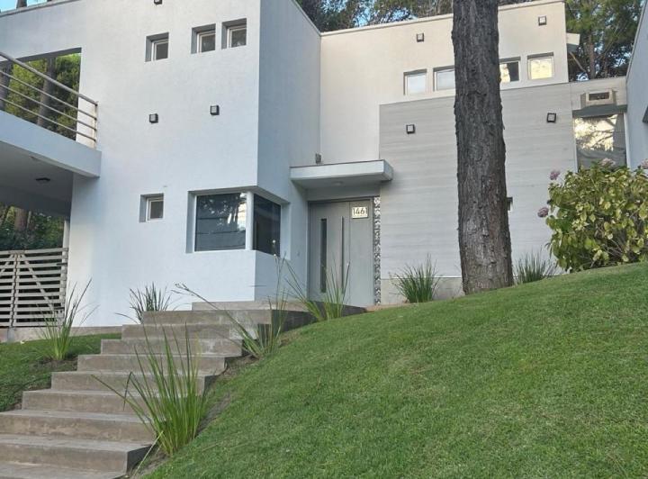 Casa en venta en Pinamar De las musas 1400
