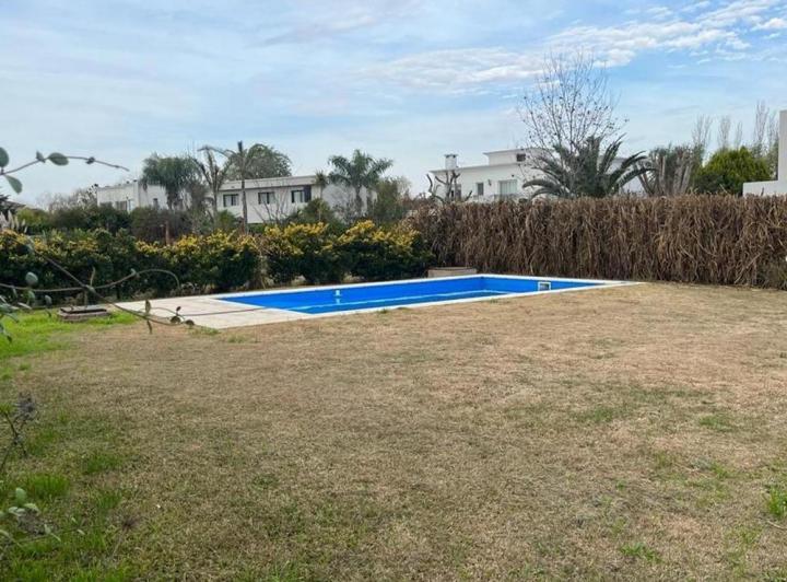 Casa alquiler Campo Grande Pilar 2