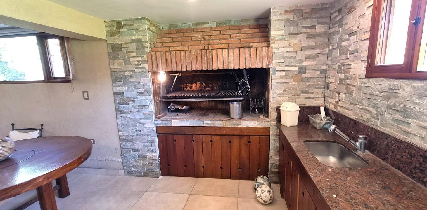 Casa en Alquiler 4 ambientes en Campo Chico Country Club