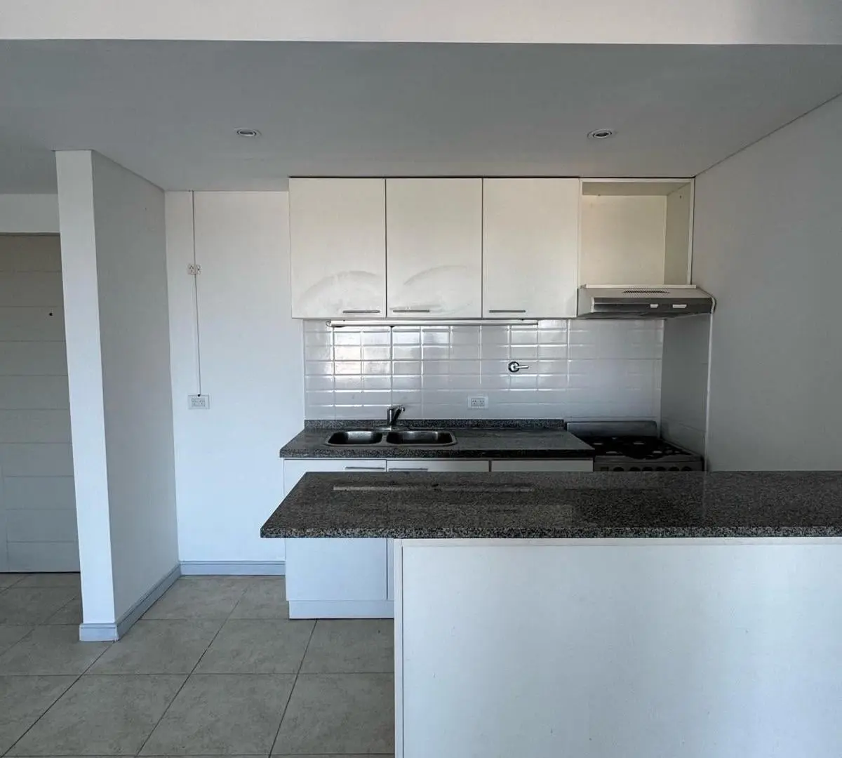 Departamento venta 2 ambientes con renta North Coral Plaza Nordelta Tigre 4