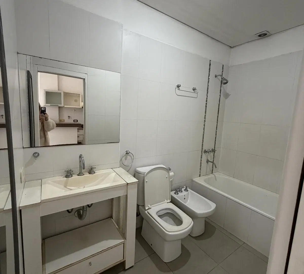 Departamento en Icon Arcos del Pilar 1