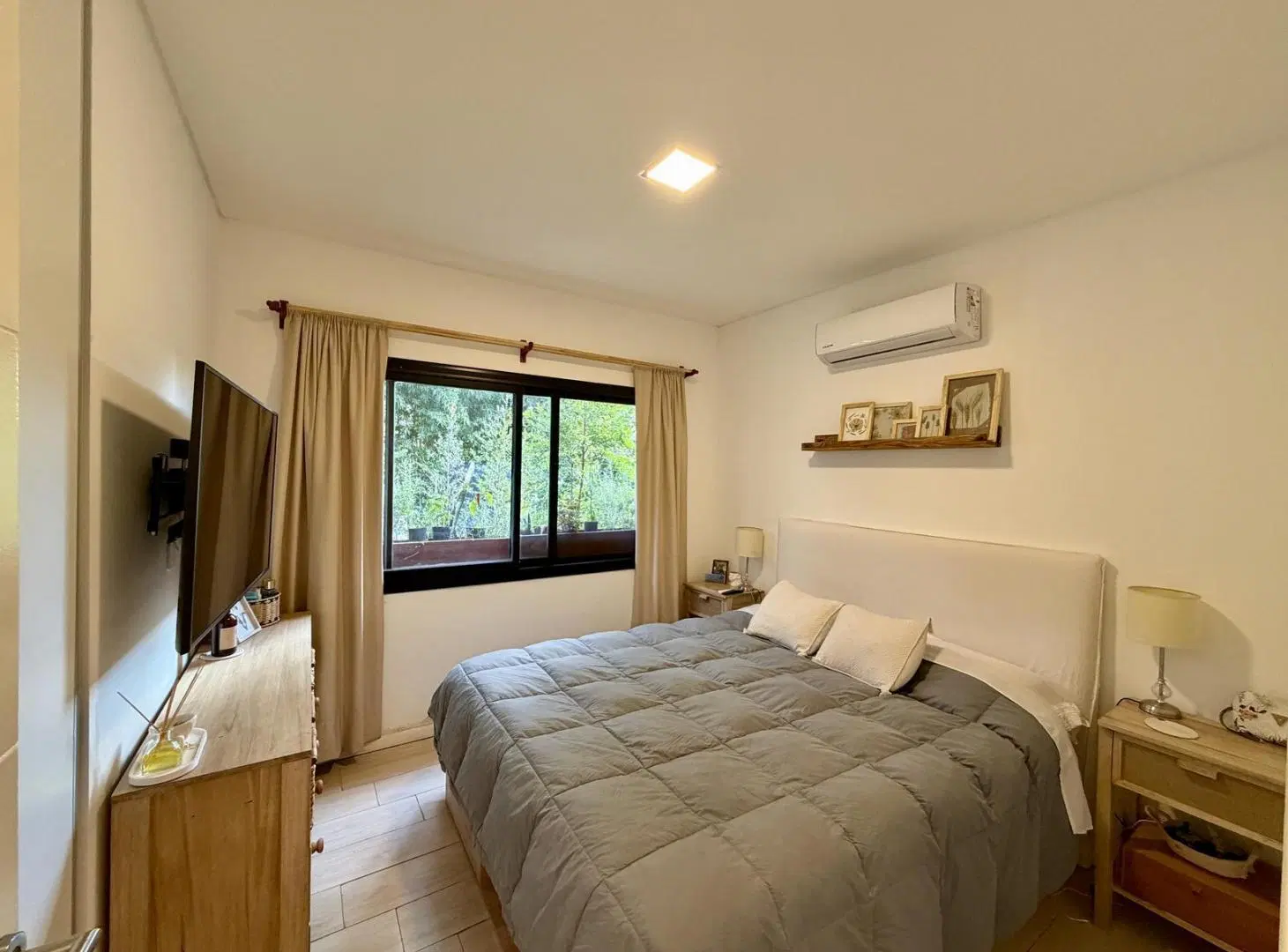 Departamento en Altos de la Cañada 4