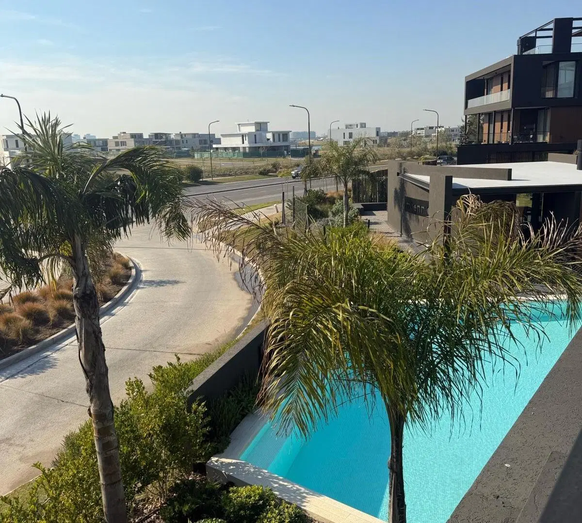 Departamento en venta en Milennia Nordelta luminoso 5