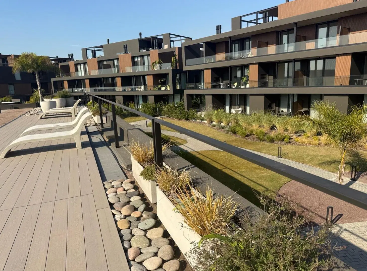 Departamento en venta en Milennia Nordelta luminoso 3