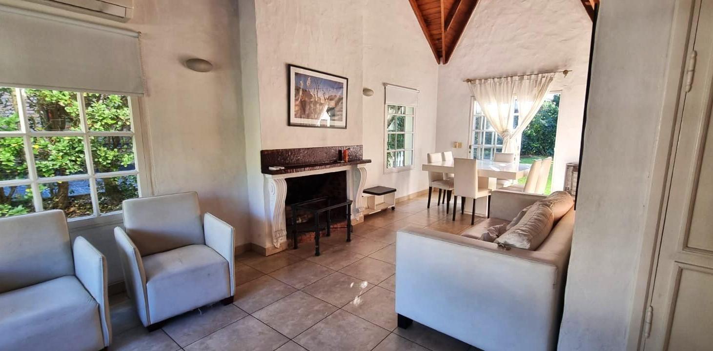 Casa en Alquiler 4 ambientes en Campo Chico Country Club