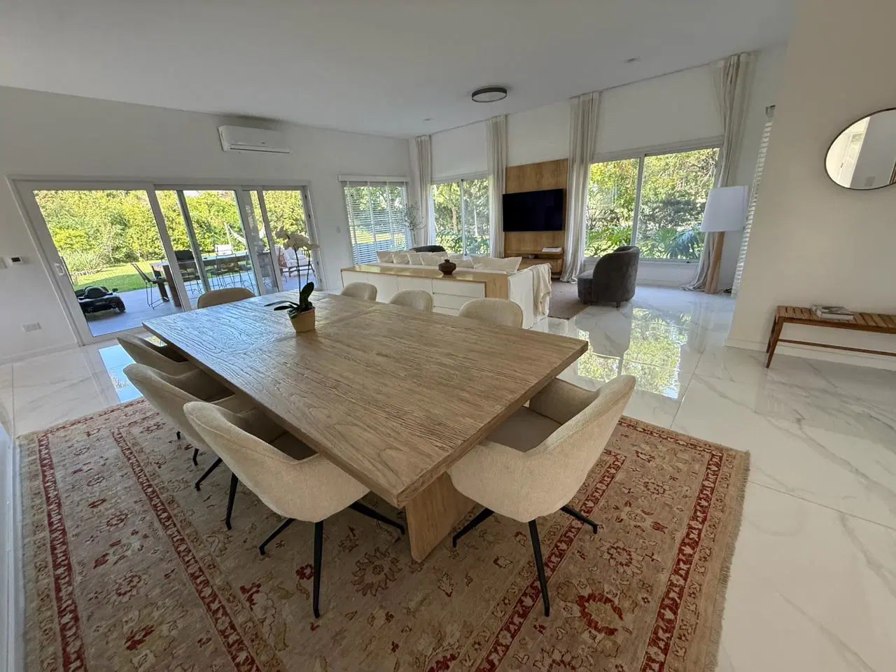 Casa venta Campo Grande impecable Pilar 2