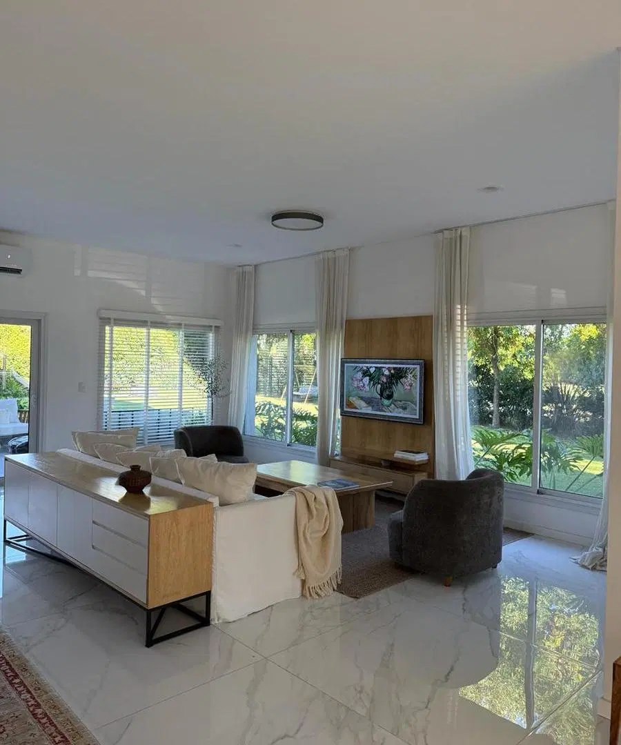 Casa venta Campo Grande impecable Pilar 8