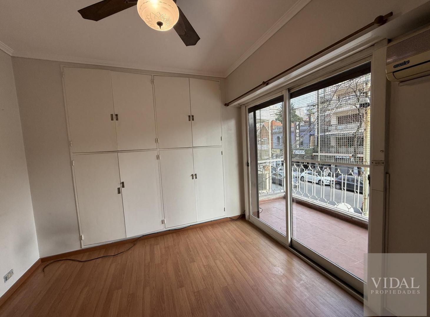Foto de Departamento venta Villa Urquiza 3 ambientes al frente luminoso, imagen 3