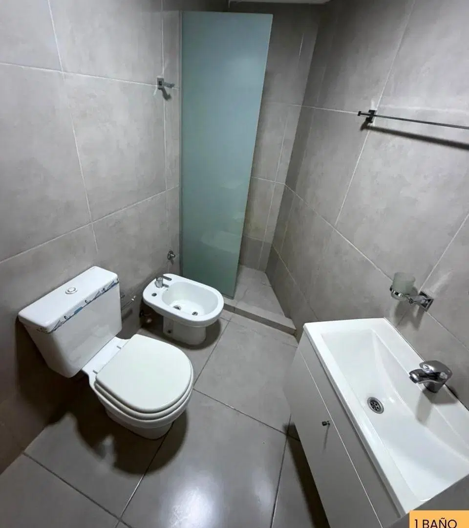 Monoambiente en Alquiler! Montevideo al 3500 6