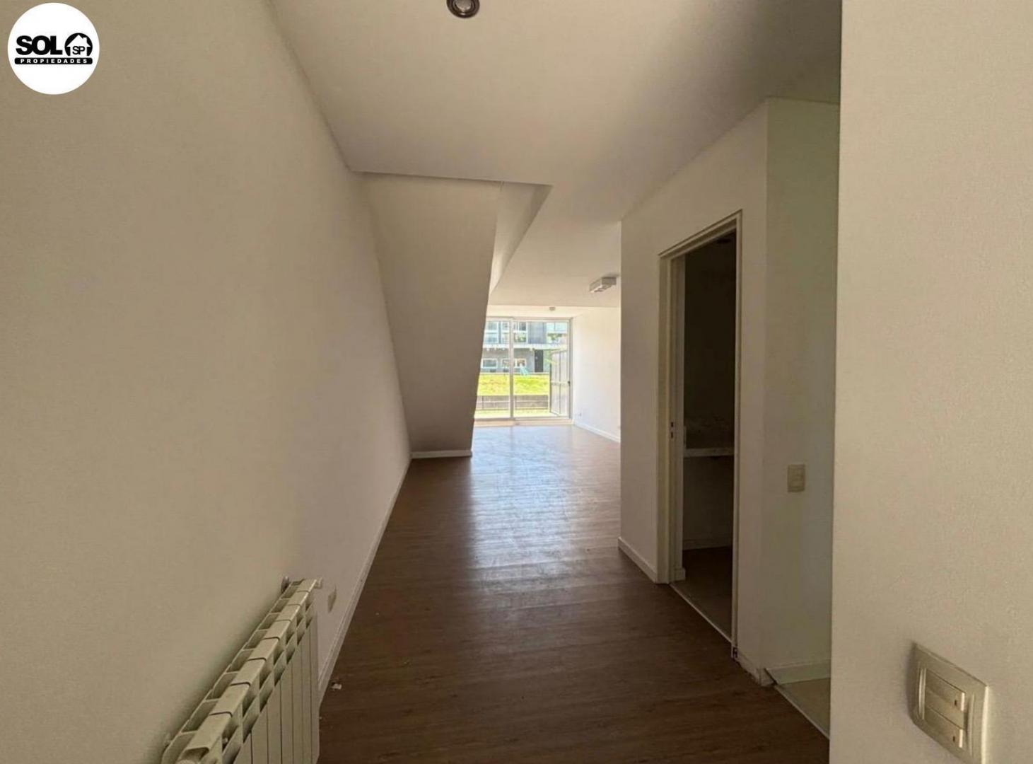 Foto de Departamento en Alquiler| Alvarez Thomas 2700, imagen 1