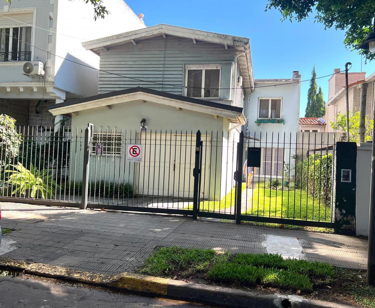 Chalet entre Libertador y el Río. Lote 10x35/200m2 Cub con Piscina y gran Parque