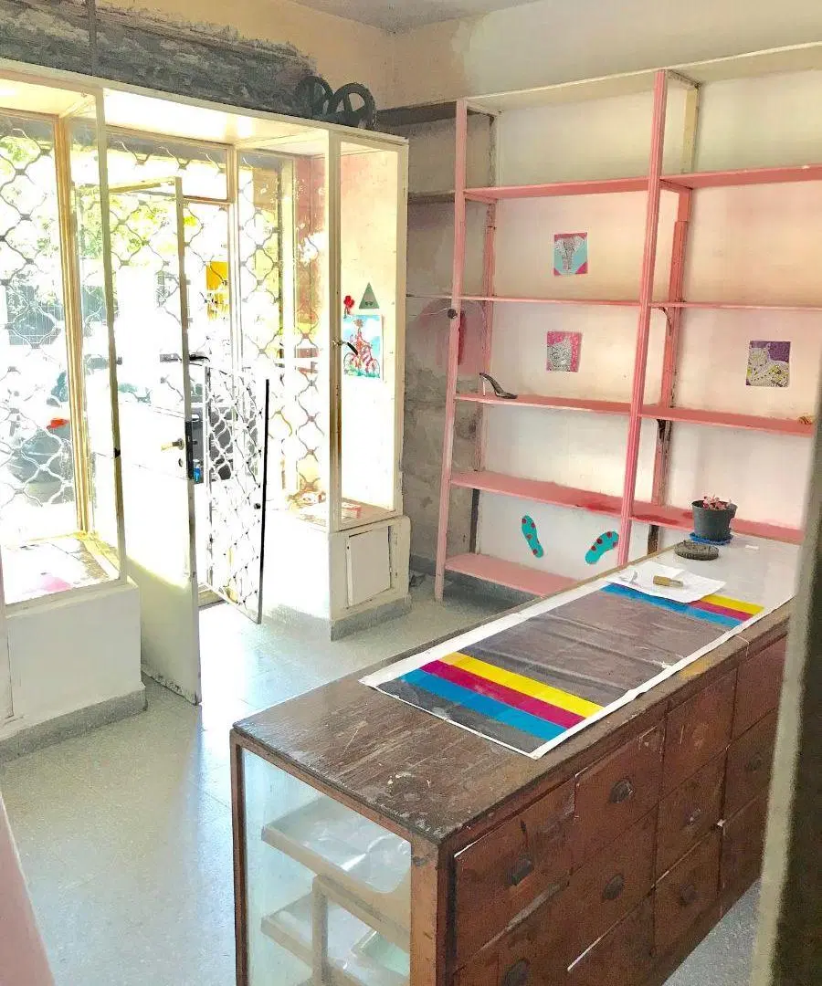 Martínez: Excelente Local Comercial a 2 cuadras de Av. Santa Fe. Gran Vidriera. Muy luminoso. 30 m2 1