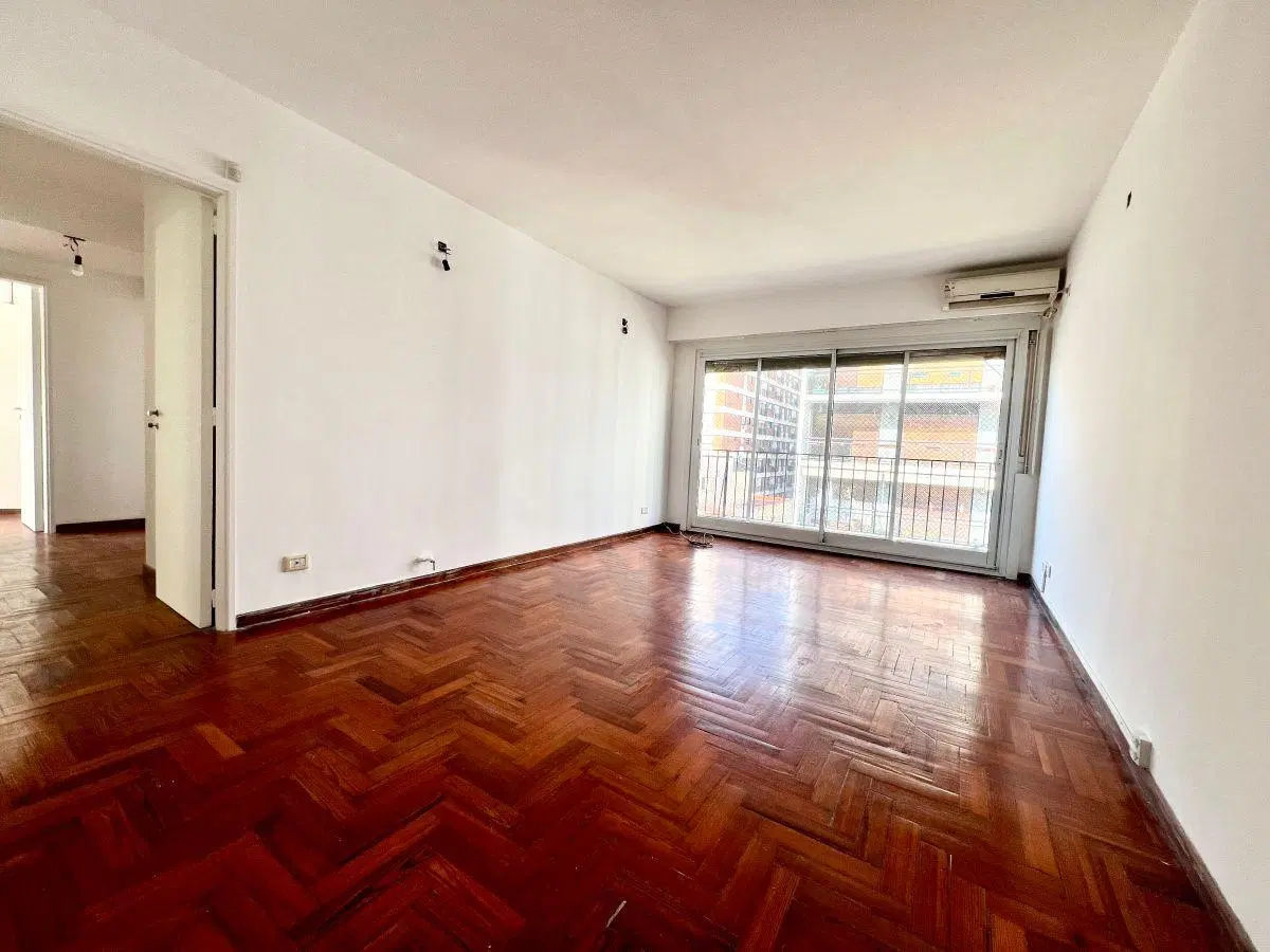 Centro de Martínez: Luminoso depto de 4 amb con gran balcón, gran vista abierta. 3 dorm. y lavadero 3