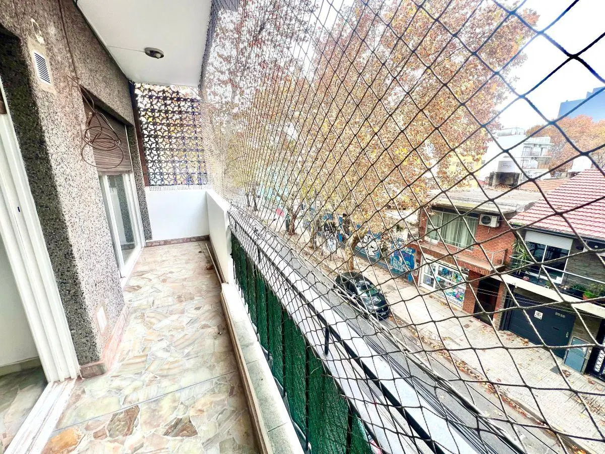 San Martin: Depto de 3 amb con gran balcón al Frente, ubicado a una cuadra de la plaza San Martin 2