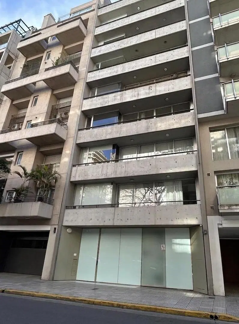 Exclusivo 2 Ambientes / Loft de Diseño a metros de Av. del Libertador. Pisos de Pinotea y Balcón 3