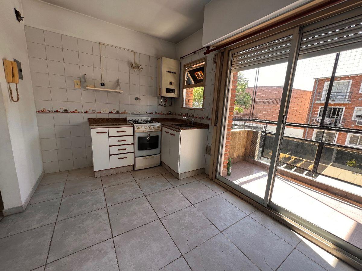 Foto de Martínez: Moderno Monoambiente con Balcón Ubicado a Media Cuadra de Av, imagen 2