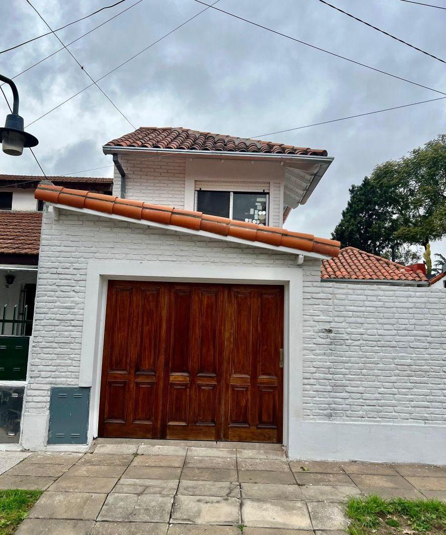 Foto de Martínez: Departamento Tipo PH de 2 Ambientes a metros de Av Flemming, imagen 3