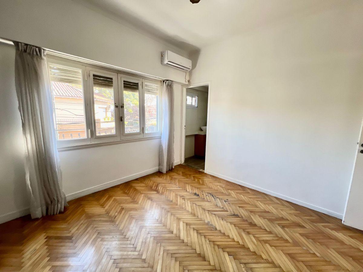 Foto de Olivos: Casa tipo PH en Planta Alta, totalmente reciclada. Con Piscina, imagen 2