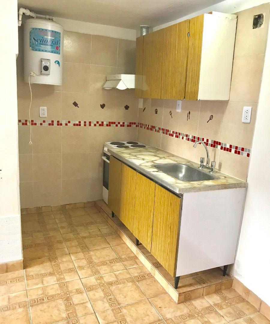 Foto de PH 2 ambientes sin expensas a 5 cuadras Avda con 2 patios, imagen 3