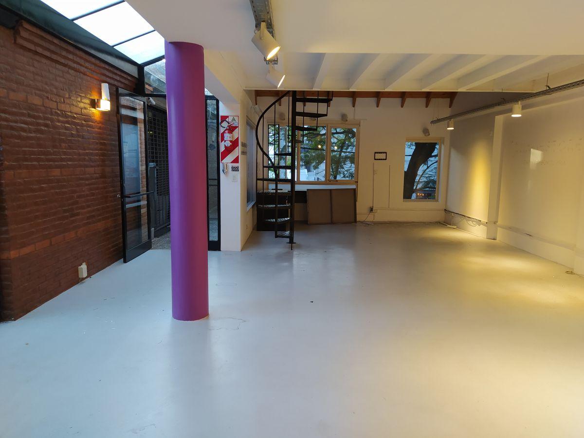 Foto de Martínez Centro: Moderna Oficina en el Paseo Lamarca. Excelente estado!, imagen 2