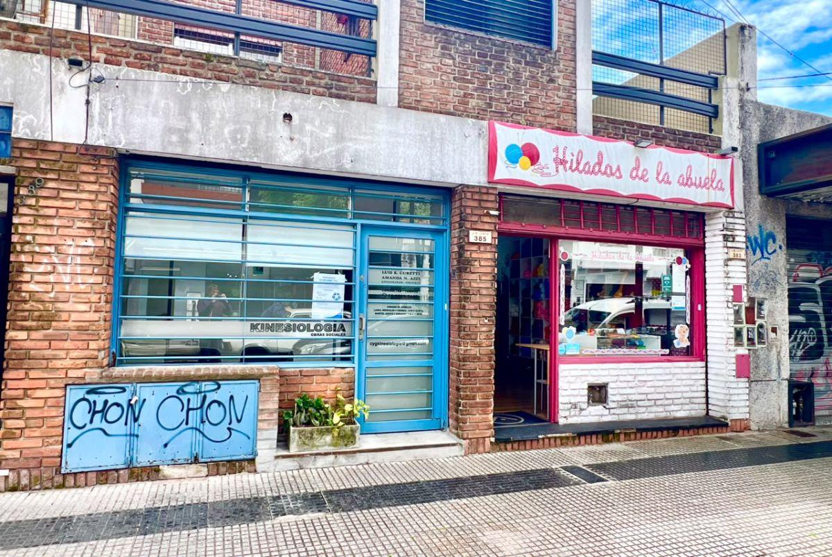 Foto de Único local sobre calle Juan B Justo. Medidas 4x12 con patio. Se vende, imagen 1