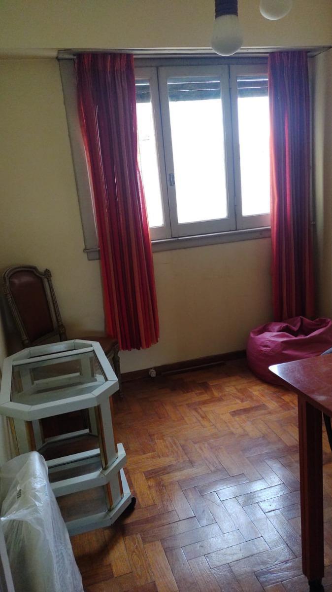 Departamento en Venta - 2 Dorm. 1 Baño - 60 m² - Monserrat 5
