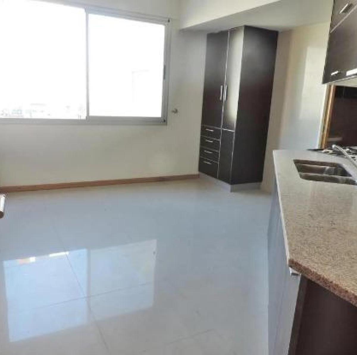 Departamento en Venta - 3 Dorm. 3 Baños - 115 m² - Caballito 3