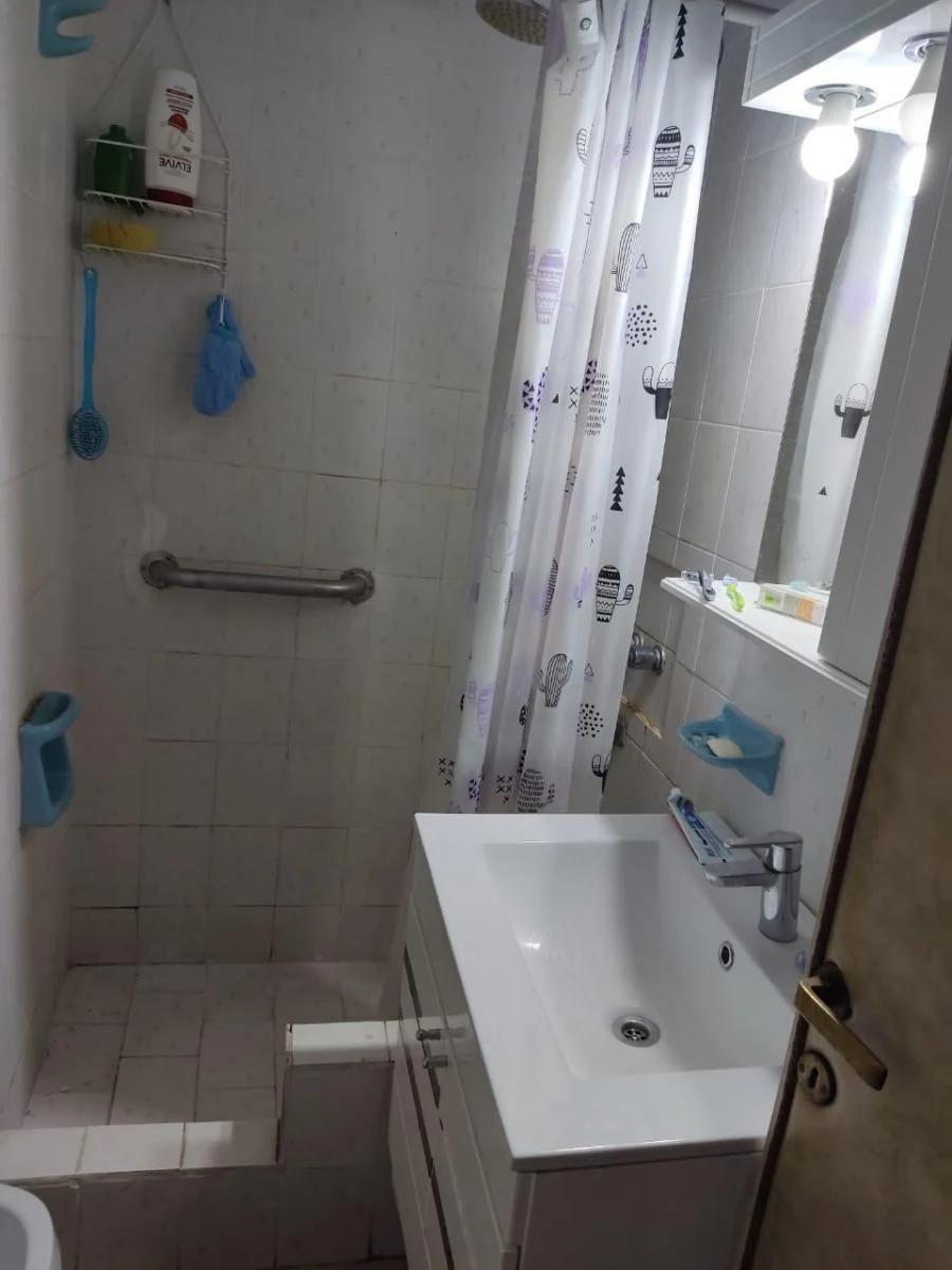 Departamento en Venta - 3 Dorm. 2 Baños - 68 m² - Villa Lugano 5