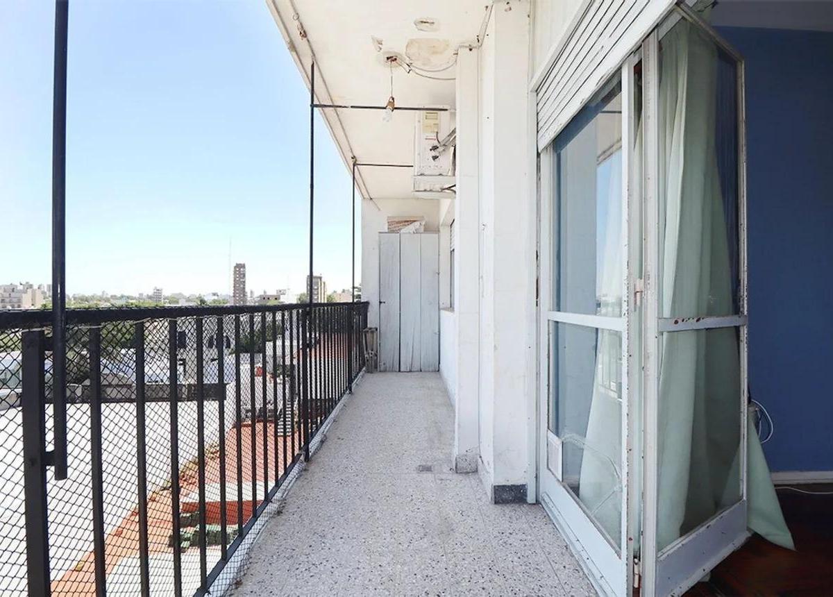 Departamento en Venta - 2 Dorm. 1 Baño - 75 m² - Floresta Norte 1