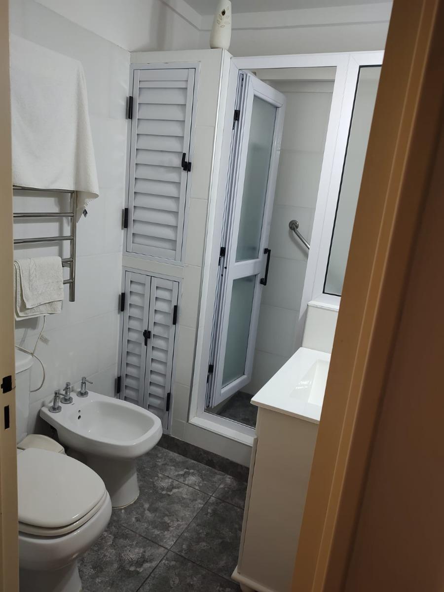Departamento en Venta - 3 Dorm. 1 Baño 2 Toilettes - 75 m² - Caballito 4