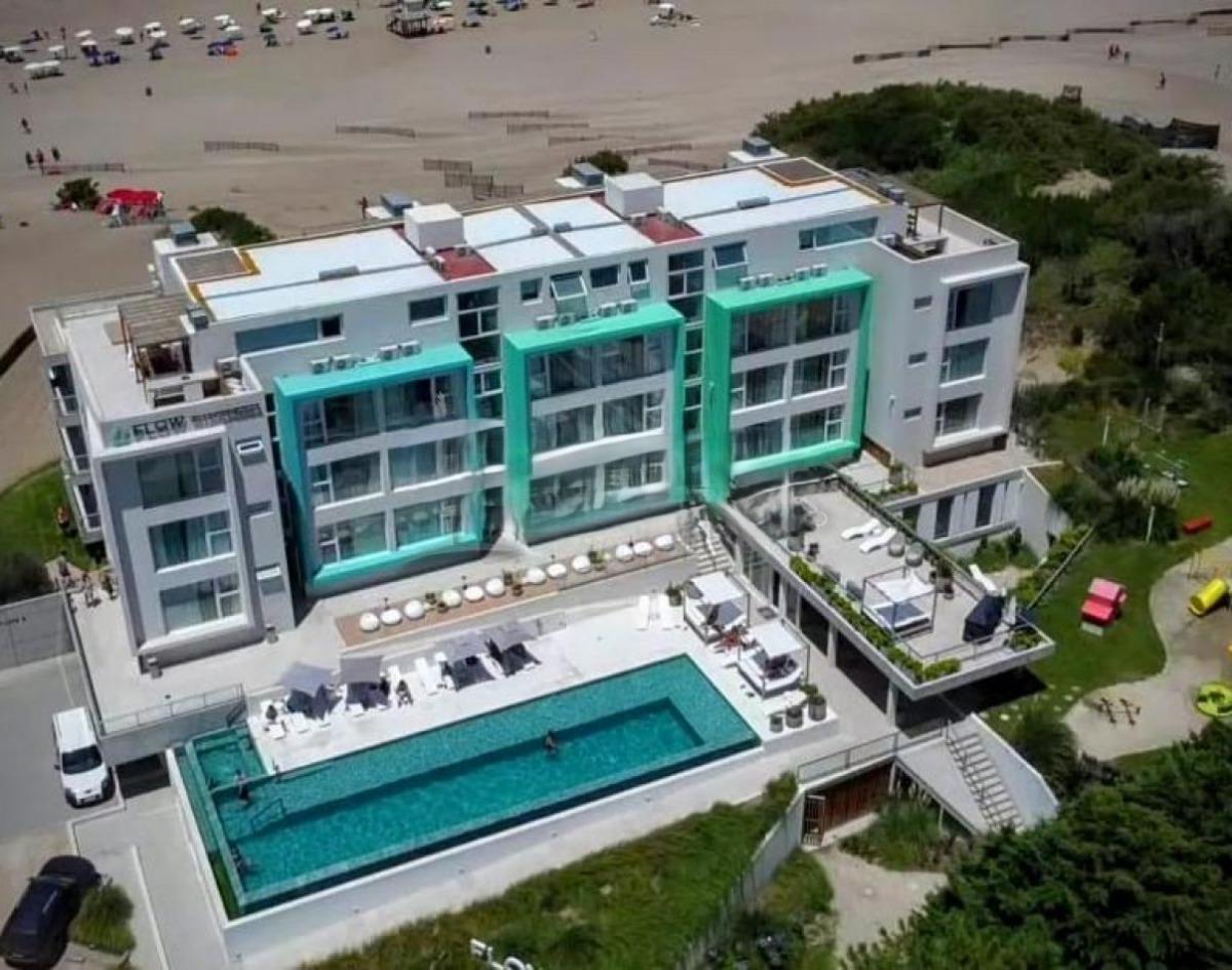 Departamento en Venta - 1 Dormitorio 1 Baño - 66.2 m² - Las Gaviotas 2