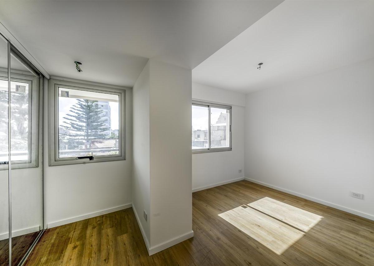 Departamento en Venta - 3 Dorm. 4 Baños - Cochera - 158.1 m² - Caballito 2