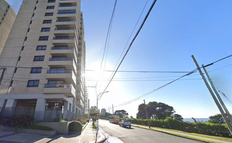 Departamento en Venta - 2 Dorm. 2 Baños - Cochera - 80 m² - Mar del Plata 5