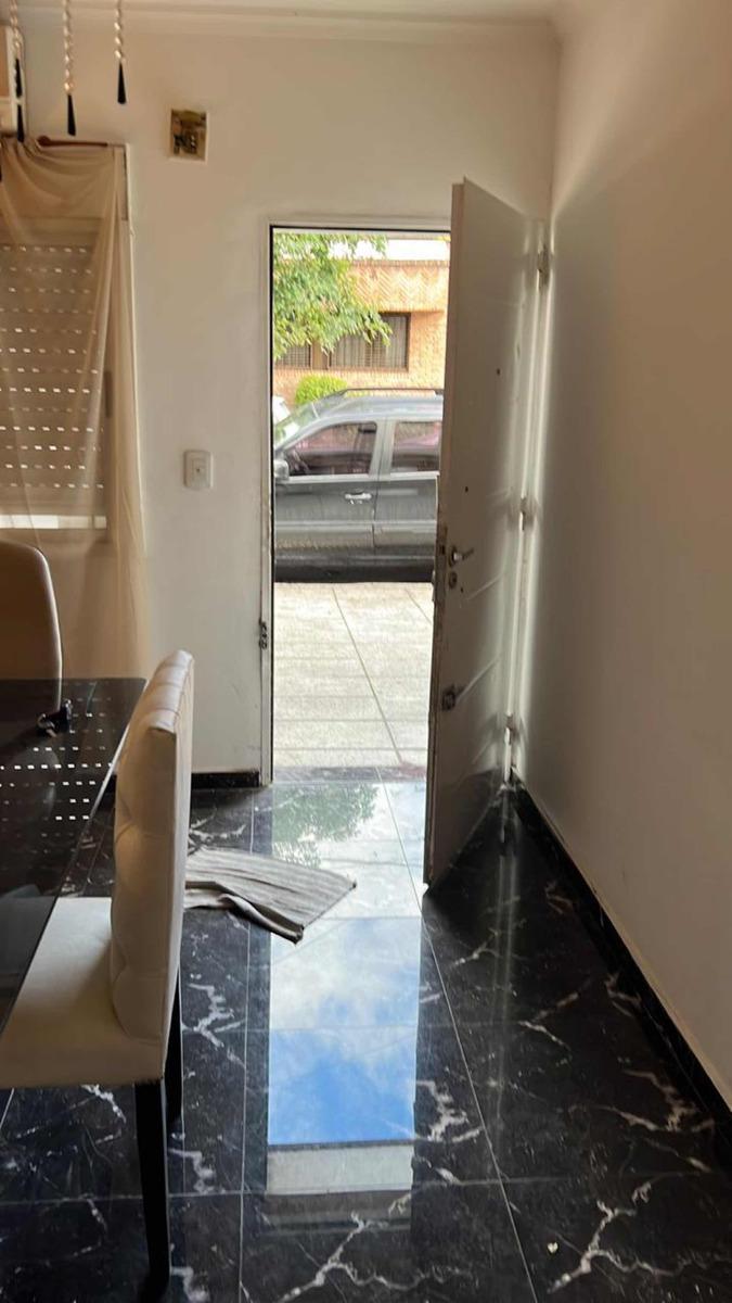 PH en Venta - 2 Dorm. 1 Baño - 70 m² - Monte Castro 2