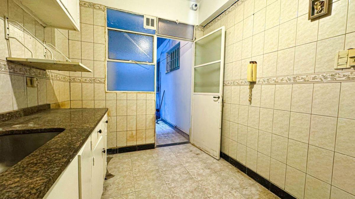 Departamento en Venta - 2 Dorm. 1 Baño - 56 m² - Caballito 2