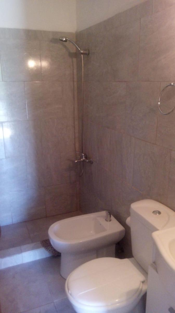 Departamento en Venta - 1 Dormitorio 1 Baño - 30 m² - Morón 3