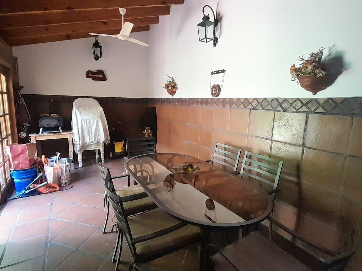 PH en Venta - 4 Dorm. 2 Baños - Cochera - 254 m² - Barracas 5