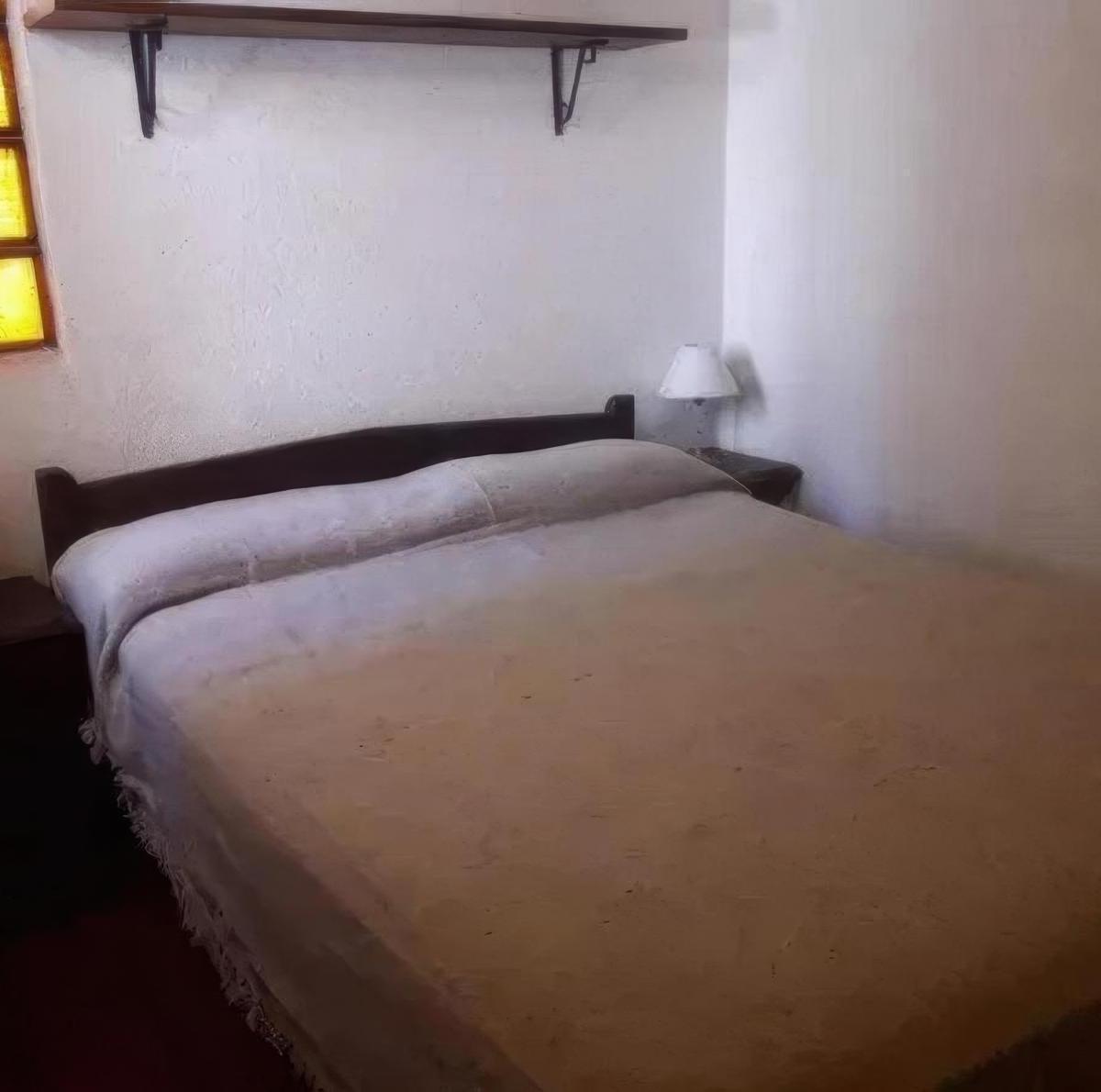 Dúplex en Venta - 4 Dorm. 2 Baños - Cocheras - 822 m² - Aguas Verdes 4