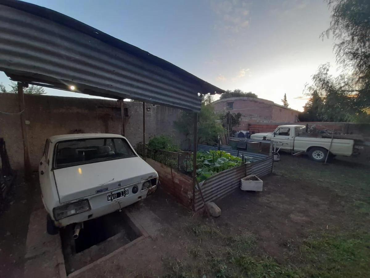 Casa en Venta - 1 Dormitorio 1 Baño - Cochera - 720 m² - Tornquist 4