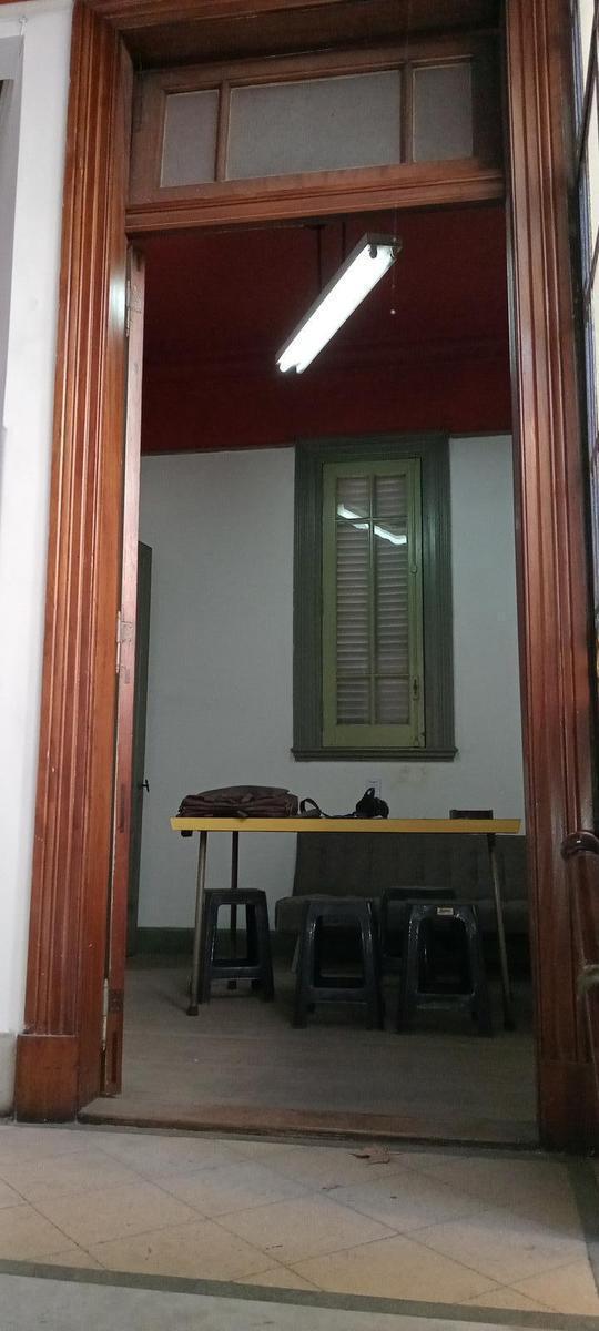 PH en Venta - 5 Dorm. 2 Baños - 137 m² - Flores 2