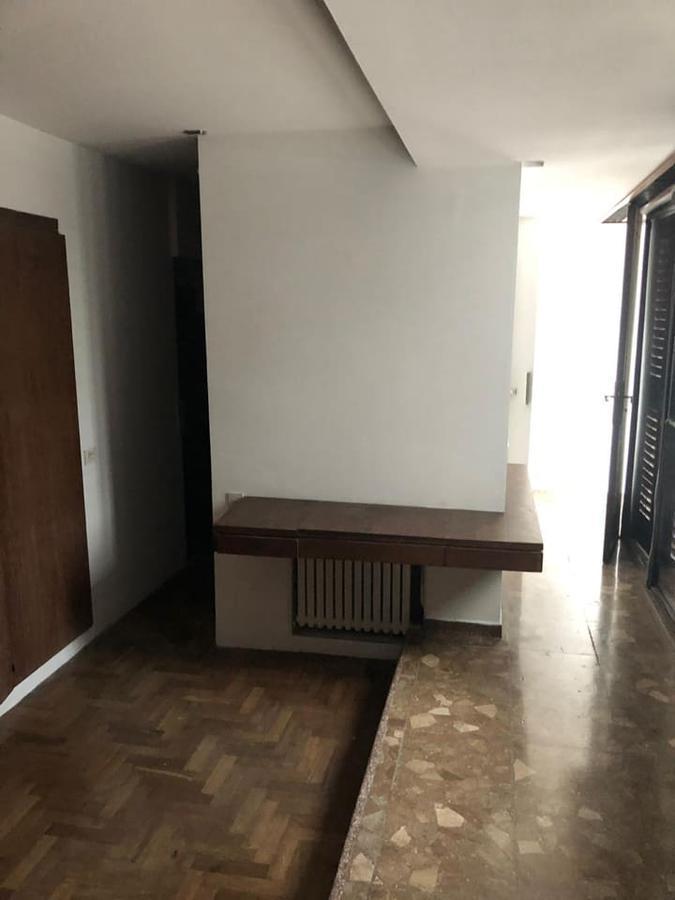 Casa en Venta - 5 Dorm. 4 Baños 2 Cochera - 220 m 2 Totales - La Plata 2