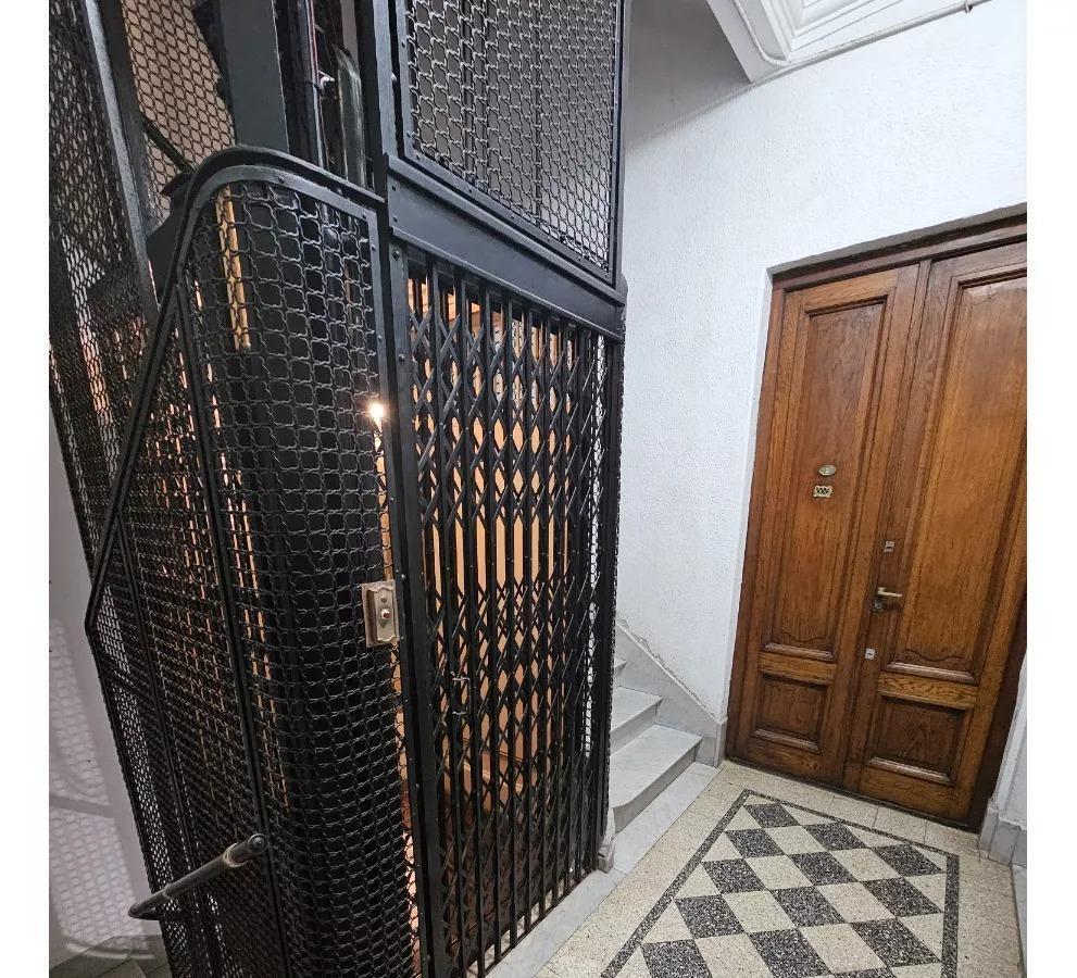Departamento en Venta - 3 Dorm. 1 Baño - 99,85 m² - Monserrat 2
