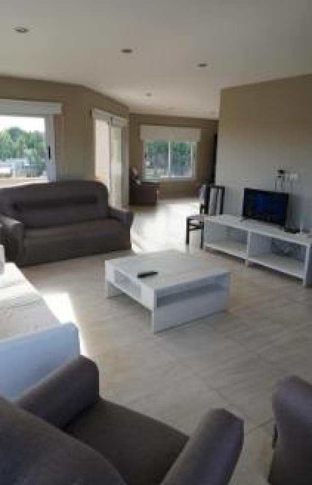 Casa en Venta - 4 Dorm. 7 Baños - Cochera - 470 m² - Pinamar 3