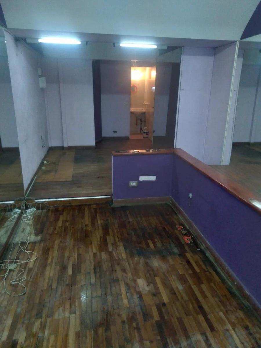 Local Comercial en Venta - Depósito - Salón - 1 Baño - 48 m² - Avellaneda 2