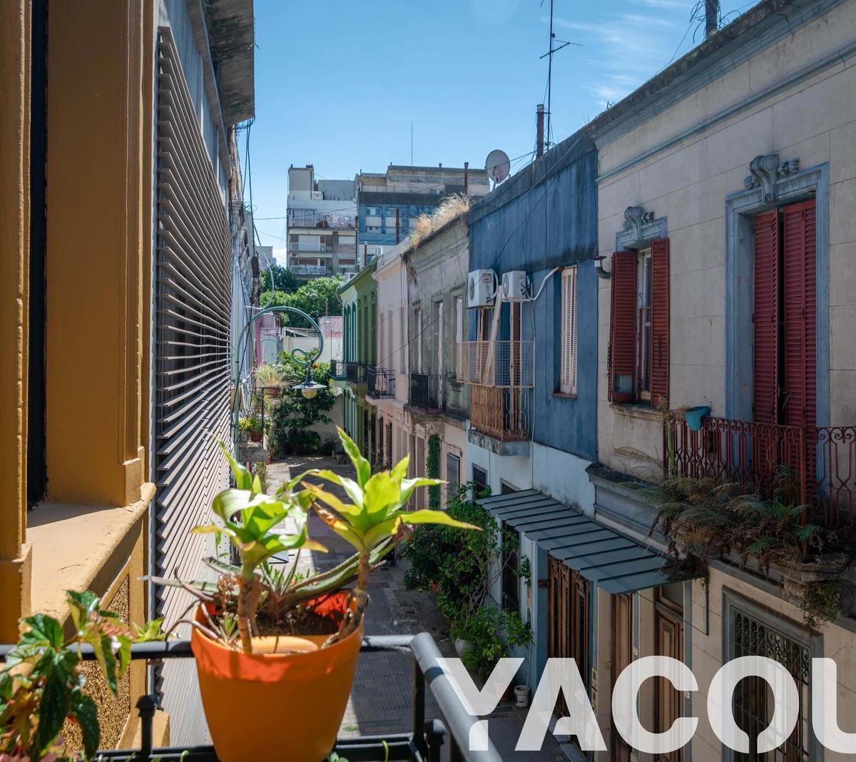 PH en Venta - 4 Dorm. 2 Baños - 270 m² - Almagro 1
