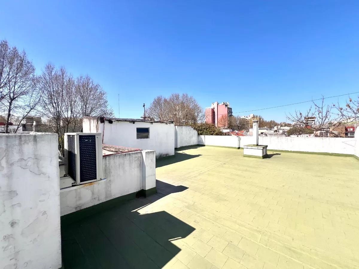 PH en Venta - 3 Dorm. 1 Baño - 209 m² - Santa Rita 3